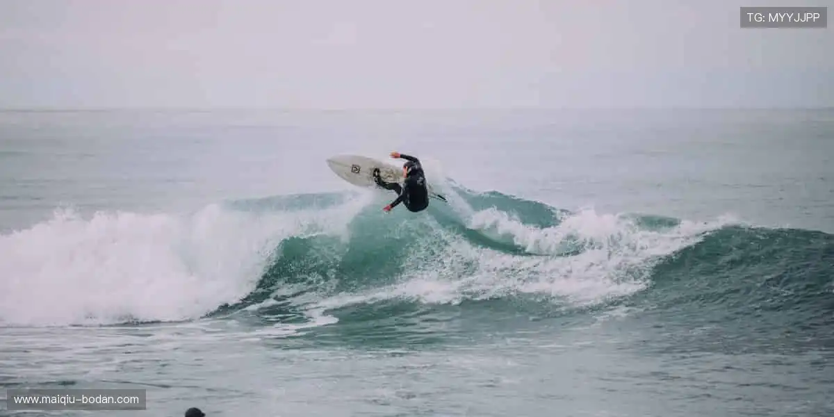 📱随时随地，高清流畅，把赛场装进口袋！